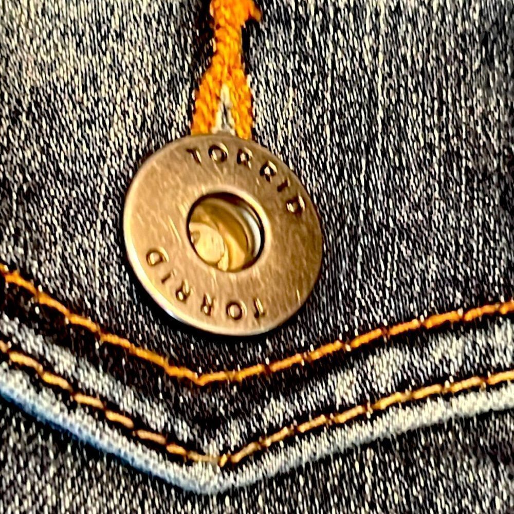‎Torrid Jeans Jacket 3 - Picture 4 of 9